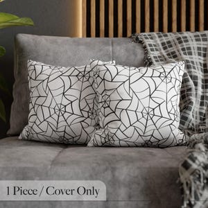 Funda de almohada de telaraña, cojín gótico, funda de almohada espeluznante y adorable, decoración de Halloween, cojín de telaraña en blanco y negro, decoración de habitación de brujas