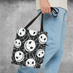 Spider Web Jack-O-Lantern Tote Bag: Gothic Halloween Shopping Bag