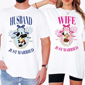 Mickey & Minnie Just Married 2025 Shirt, Disney Frau Ehemann T-Shirt, Disneyland Flitterwochen Shirt, BTW Paar passende T-Shirt, Mr und Mrs Shirt