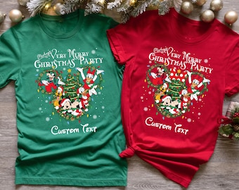 Camiseta de Mickey y sus amigos para la fiesta de Navidad, sudadera navideña de Disney, camiseta de Mickey para la fiesta de Navidad muy feliz, camiseta navideña familiar de Disneyland