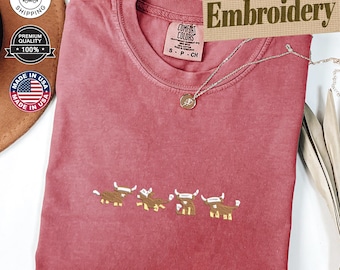 T-shirt brodé vache Highland - T-shirt fille de la campagne, t-shirt bébé vache Highland Comfort Colors®, t-shirt graphique western, t-shirt vache brodé
