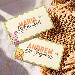 plaats kaartsjabloon winnie de pooh babyshower naamkaartje big pooh placecard 100 hectare houten naamkaart bewerkbare naamkaartje verhalenboek party