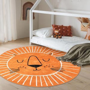 Alfombra redonda para habitación de niños pequeños con diseño de gato, alfombra circular con diseño de león naranja, alfombra ovalada con dibujos animados para guardería, alfombra de juegos circular lavable con adorable motivo de sol