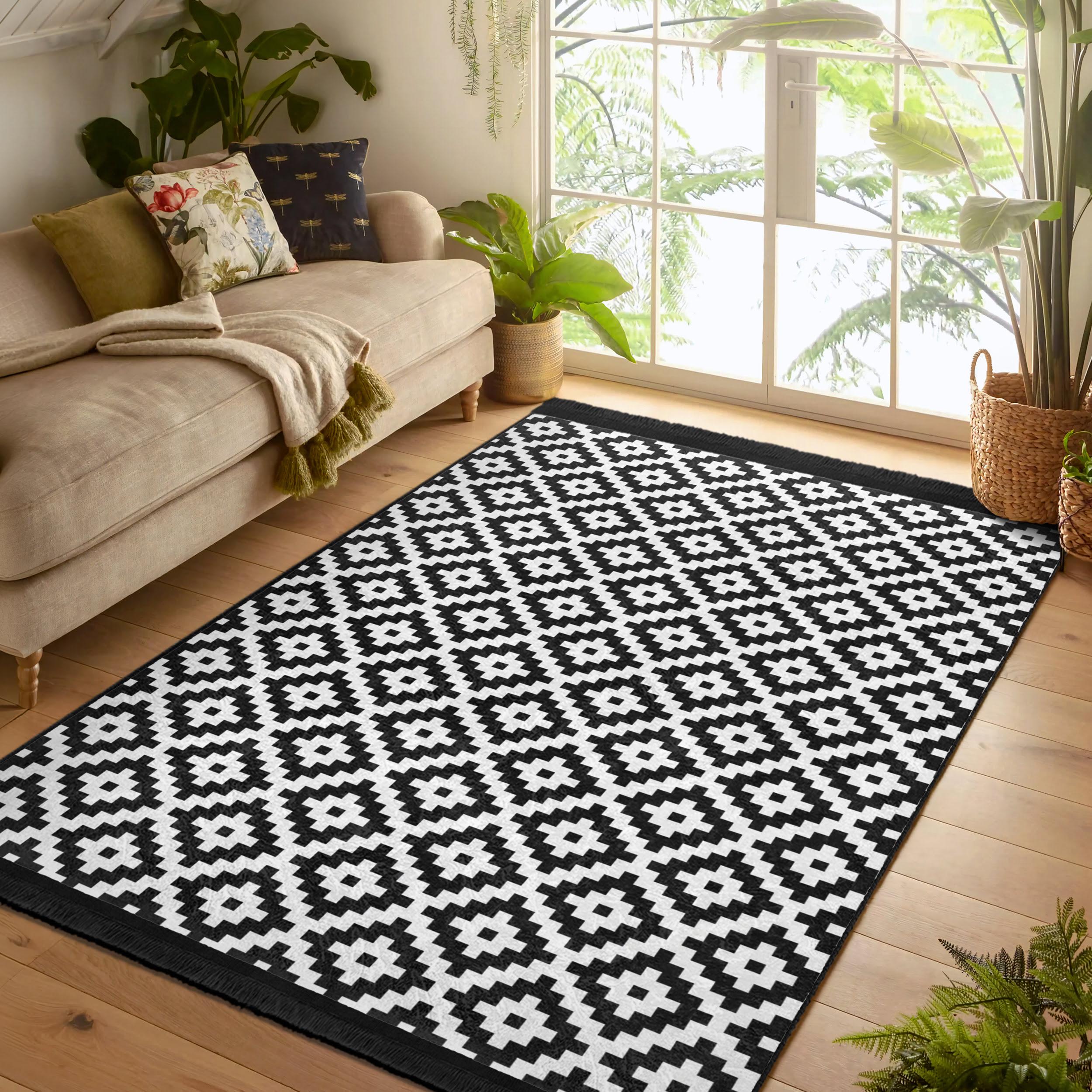 Checker Aztec Area Rug - Boho Slip Free Rug - Diamond Washable
