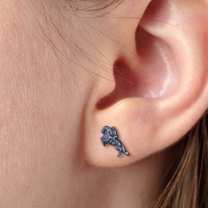 Minimalist Equestrian Stud Earrings Black Oxidized 925 Silver Jewelry Women Gift for Rider Athlete or Trainer Small Horse Sports Earrings