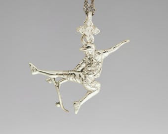 Sterling Silver Skateboard Pendant – Handmade Streetwear Necklace