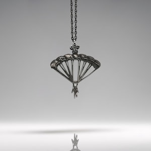 Skydiving Jewelry Pendant for Men and Women – Vintage Style 925 Silver Gift – Handmade Sports Charm for Extreme Movement – Necklace
