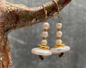 White coin pearl gold earrings. Fresh water pearl post earrings. Bridal wedding earrings. Organic jewelry.