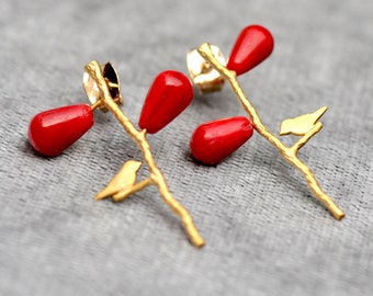 Red Coral Gold Bird Earrings. Jewelry Gift. Coral Gemstone  Post Earrings. Little birds earrings.