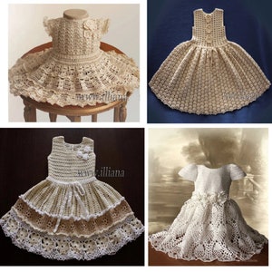 Könnte beinhalten: Vier gehäkelte Babykleider in Weiß und Creme. Die Kleider sind alle in verschiedenen Stilen, einige mit Spitzenbesatz und andere mit einem schlichteren Design.