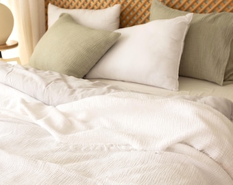 4-Layer Organic Cotton Throw Blanket: White Muslin Bedspread, Soft Turkish Throws