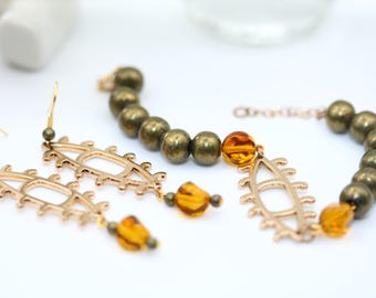 Parure"PAOLA" Orecchini in the shape of the eyes and Bracciale in golden metal with bright amber pearls- pendenti in the shape of the eyes