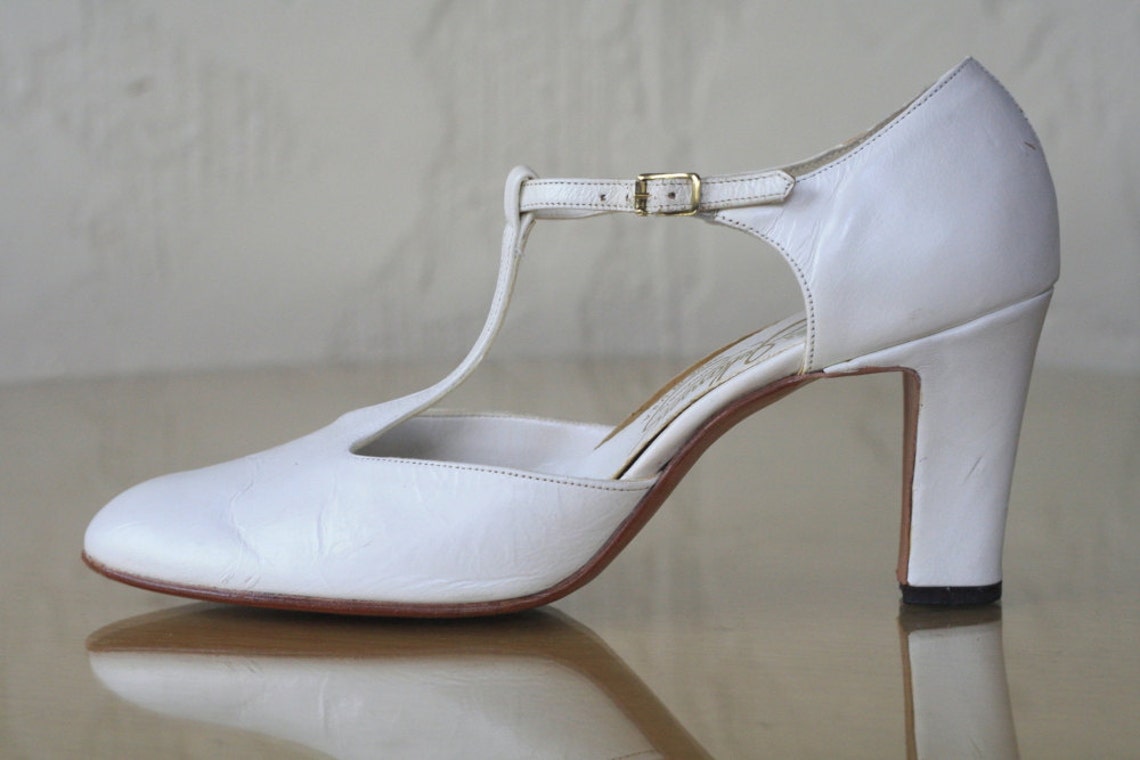 60s style heels