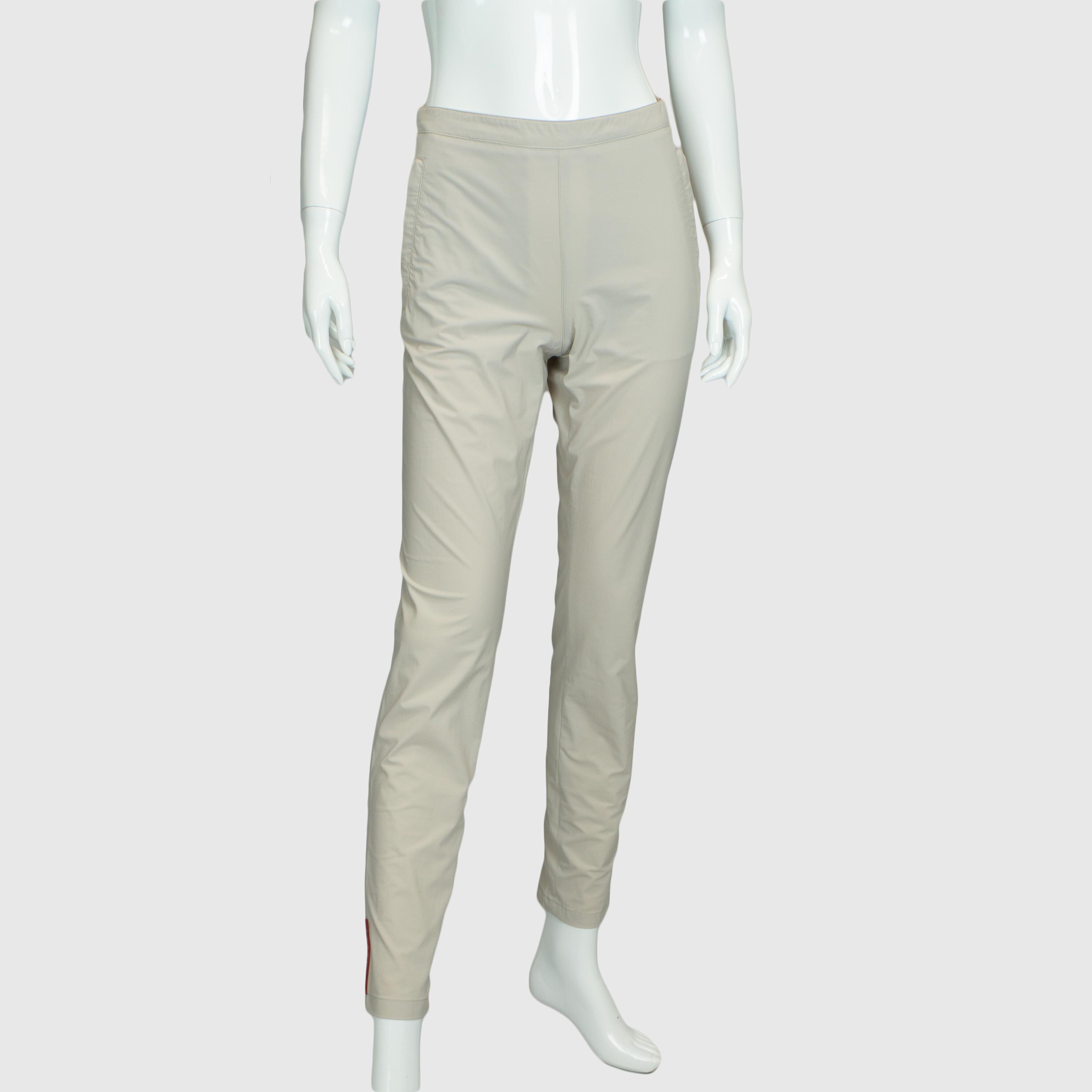 フィットネスボトムス PRADA Women Straight Pants 2223710F4F0627 Beige High-rise wide-leg cotton-blend cargo pants in beige - Prada