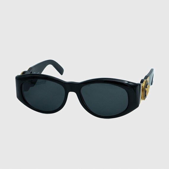 GIANNI VESACE MOD 424 Gold Medusa Black Sunglasses Vintage  display picture 1