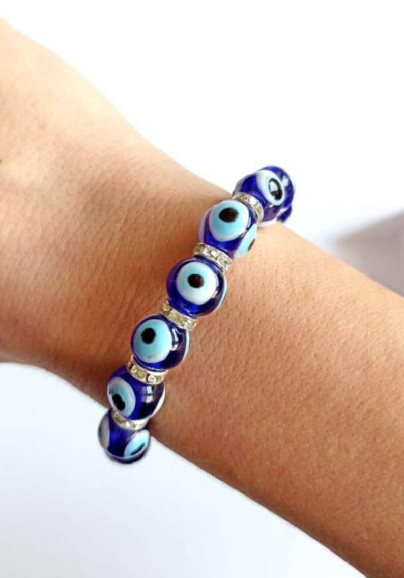 COOLSTEELANDBEYOND Mat Black Bead Bracelet With Evil Eye – Stretchable, 8mm Beads, Synthetic Agate, 6.69-7.87 Inch
