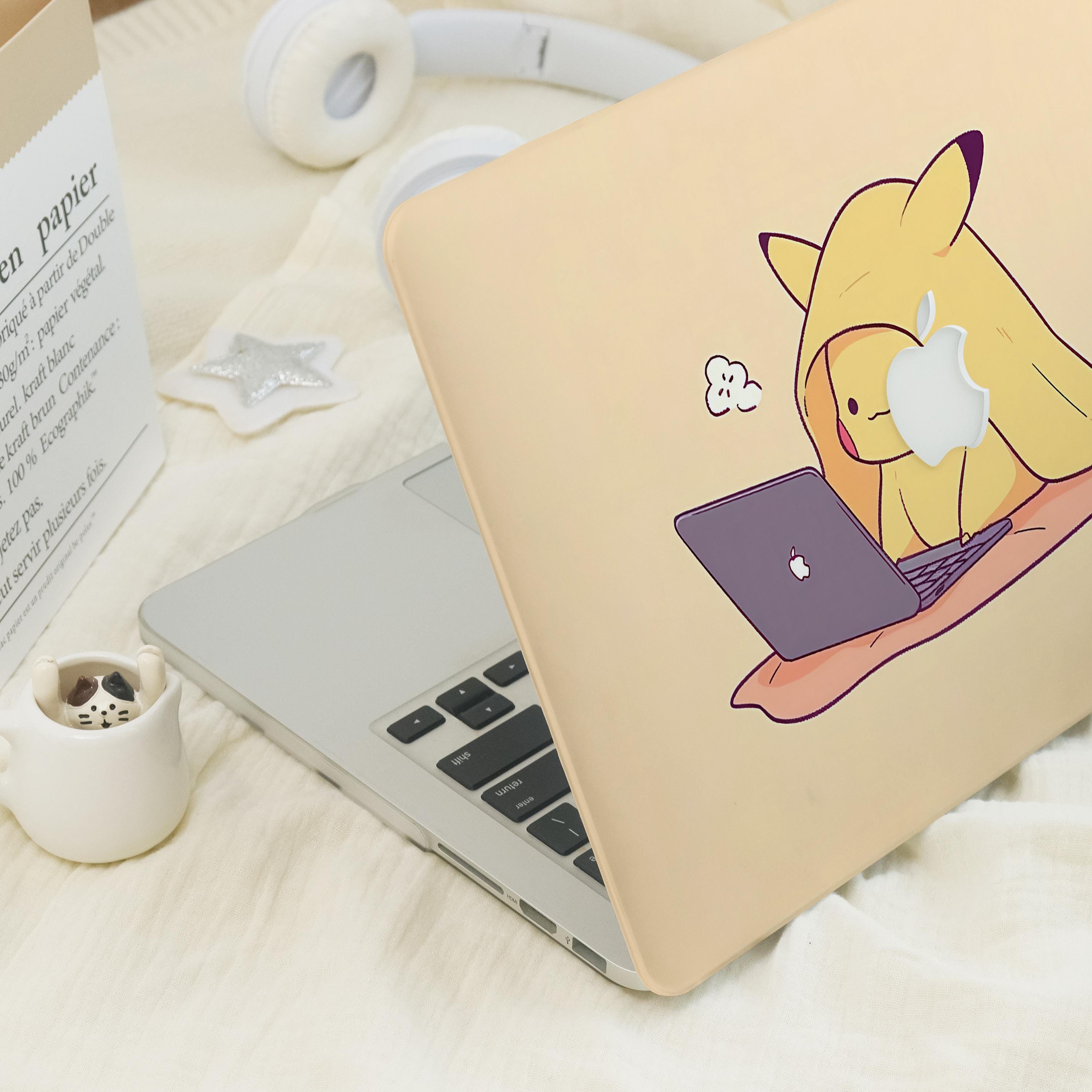 MacBook Pikachu - Etsy