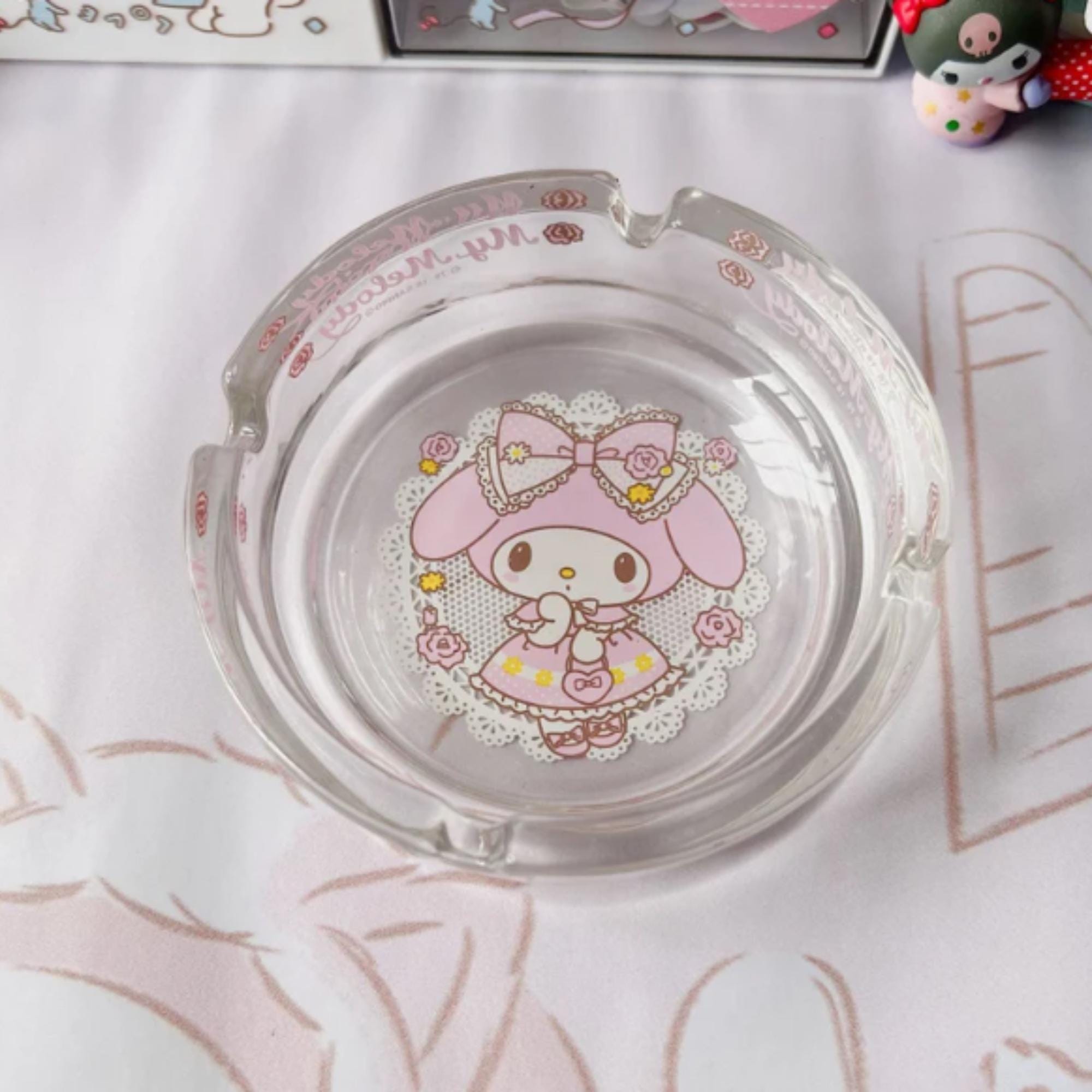 ハローキティのガラス灰皿 – かわいいインテリア - Etsy 日本