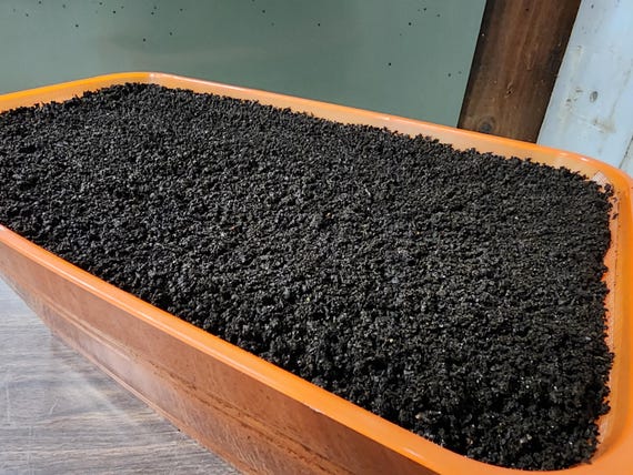 Garden Of The God's Organic Compost / Raised Bed Soil / Potting Mix / No Chemicals / For All Plants / 5 Quart Bag 9 pounds