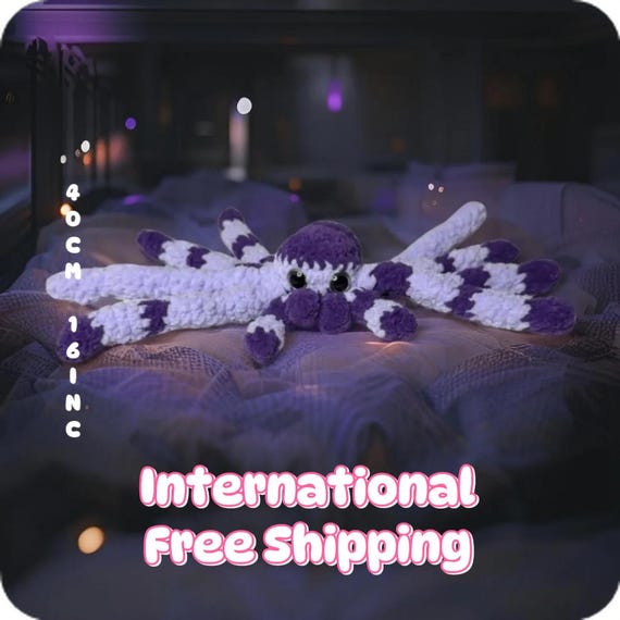 Handmade 40 cm Purple Spider Plush – Soft Giant Amigurumi Spider Toy – Creepy Cute Gift for Halloween or Goth Decor