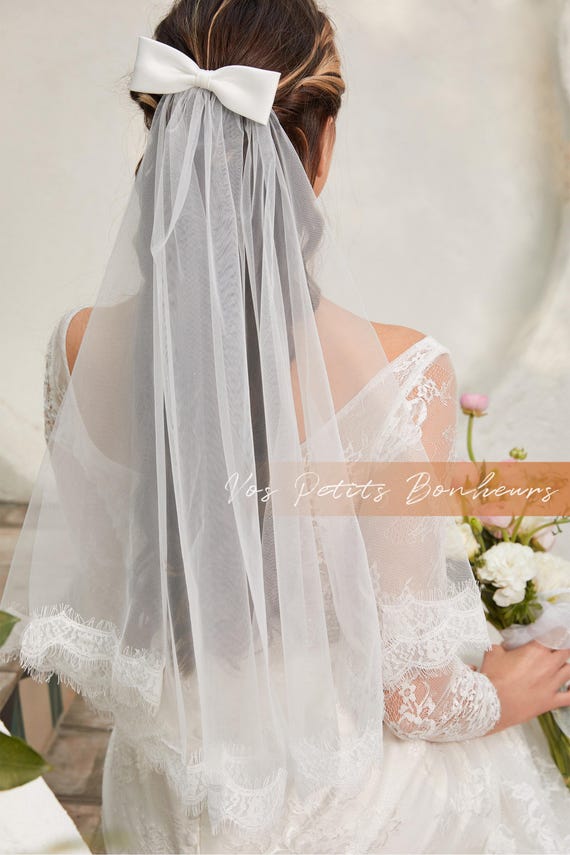 Ivory Lace Bow Hairpiece with Cascading Veil Ivory Bow Veils - Etsy main image 2