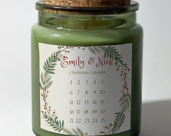Calendario de Adviento de Navidad Vela perfumada con nombres Regalo para una familia Ella Él Set de regalo personalizado Pueblo navideño Regalo de Navidad vegano