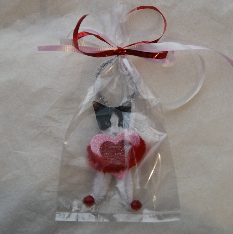Vintage Style Kitten Cat Ornament Chenille Ornament Primitive 226
