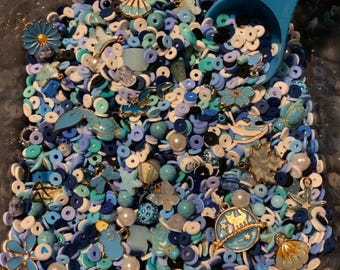 confettis de perles bleu glacial