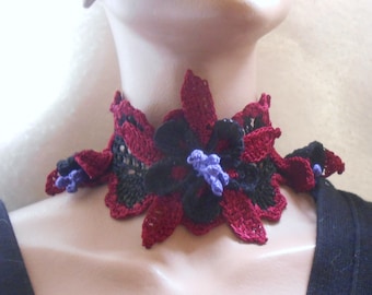 columbine crochet choker, flower choker, gothic statement necklace, Victorian choker, renaissance style, gift for her, Christmas gift