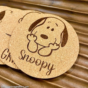 Posavasos de corcho de Snoopy de Peanuts - Elige entre 6 estilos imagen 1