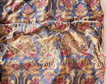 Chaps Leighton Pillow Shams Navy Blue Gold Paisley Corded Gold Trim 20x26 in