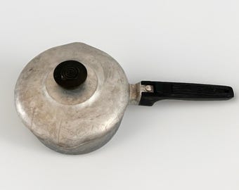 Cacerola Magnalite Classic con tapa, 2 cuartos de galón, Chicago Cutlery 4682, aluminio, estilo vintage, fabricada en EE. UU.