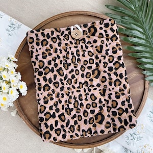 Quilted leopard print Kindle Sleeve | Case For Various Kindles | Handmade Kindle Case  | Padded Kindle Sleeve | kindle cover kindle 11th
