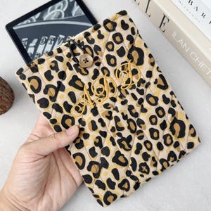 personaized Quilted leopard Kindle Sleeve | Case For Various Kindles | Handmade Kindle Case |Padded Kindle Sleeve | kindle cover kindle 11th
