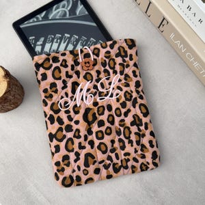 personaized Quilted leopard Kindle Sleeve | Case For Various Kindles | Handmade Kindle Case |Padded Kindle Sleeve | kindle cover kindle 11th