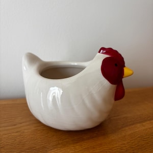 Vintage Chicken Egg Holder / Farmhouse Kitchen Pot | Cottagecore Decor | Rustic Country Kitchen Storage