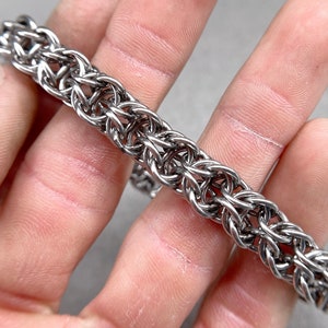 Welded-Link Chainmaille Bracelet - Freyja Chain Pattern - Stainless Steel