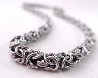 Chainmaille Necklace, Byzantine Pattern, Waterproof Stainless Steel, Welded-Link
