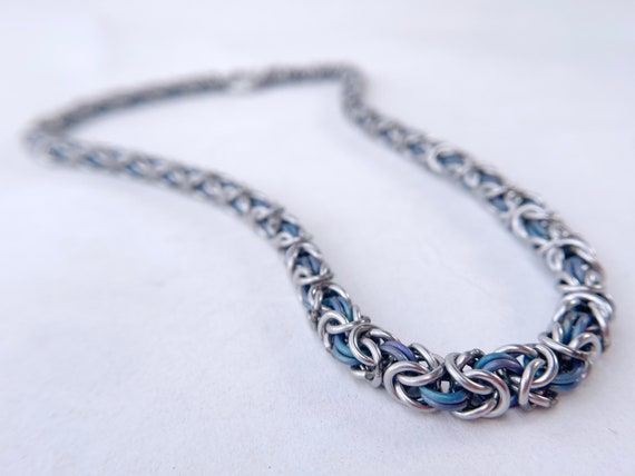 Chainmaille Necklace - Welded-Link Byzantine Pattern - w/ Blue Anodized Titanium