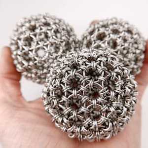 Chainmaille Juggling Balls - Welded Link Japanese Sphere Pattern