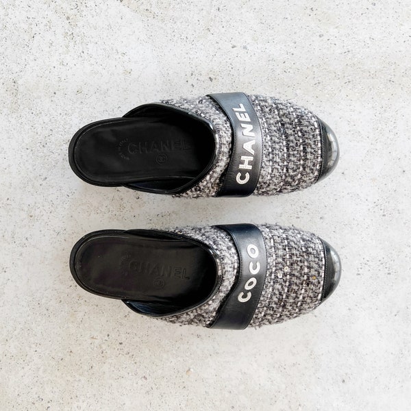 Vintage Shoes | CHANEL Coco Tweed Fantasy Knit Woven Clogs Mules Slides Black White | Size 38 EU / 7 - 7.5 US