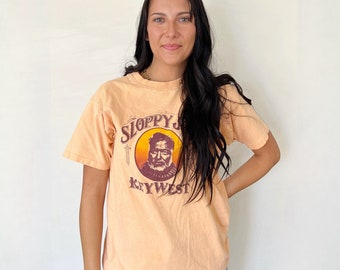 Vintage T-Shirt | KEY WEST Florida Sloppy Joe's 70’s Beach Coastal Tropical Bar Tee Top Shirt Pullover Peach Orange | Size M/L