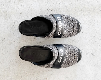 Vintage Shoes | CHANEL Coco Tweed Fantasy Knit Woven Clogs Mules Slides Black White | Size 38 EU / 7 - 7.5 US