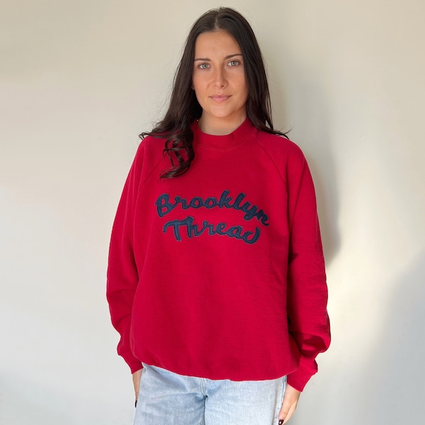 Vintage Sweatshirt | BROOKLYNTHREAD Raglan Pullover Sweatshirt Sweater Top Shirt College University Surfer 70s 80s Red Navy | Size L