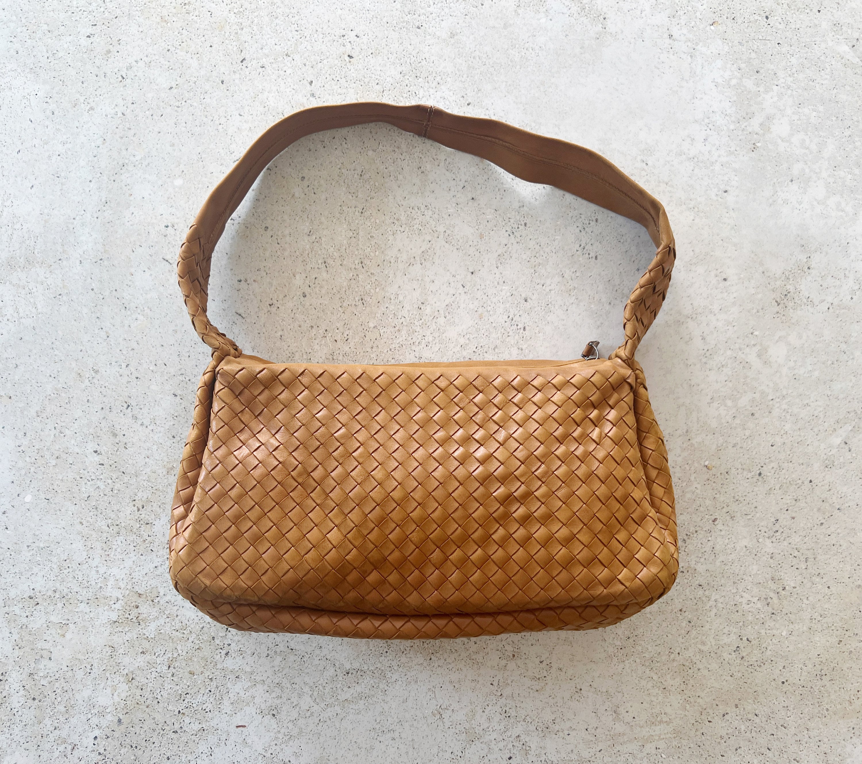Buy Bottega Veneta Tote Bag Calfskin Intrecciato Gold | Maxuria Bottega Veneta Bag Handbag Woven VTG Gold Purse main image 1