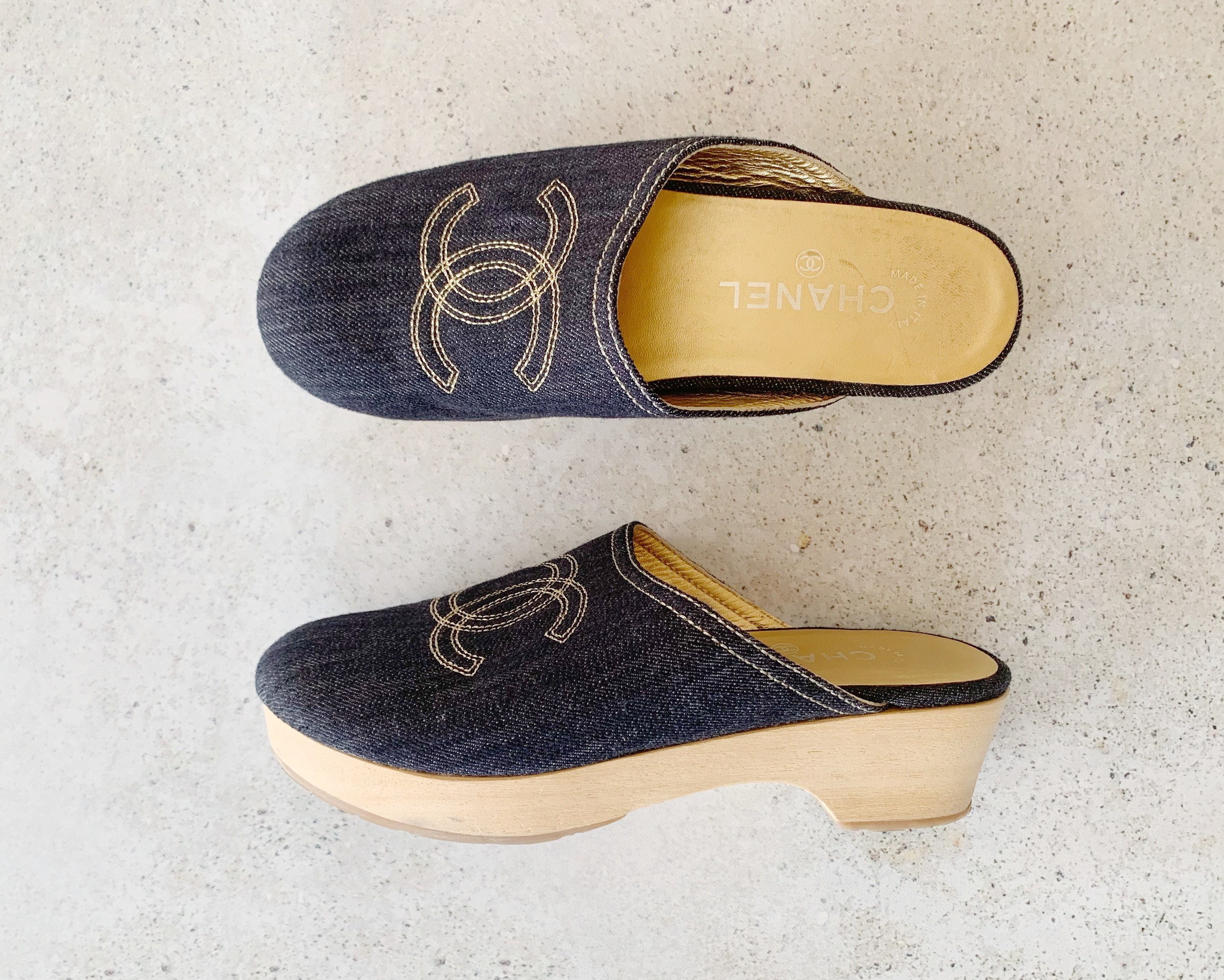 Vintage Shoes  CHANEL Logo Denim Chambray Clogs Mules Slides Blue