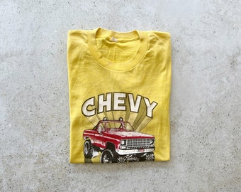 Vintage T-Shirt | CHEVY Car Racer Graphic Tee Top Shirt 70s 80s Yellow | Size M