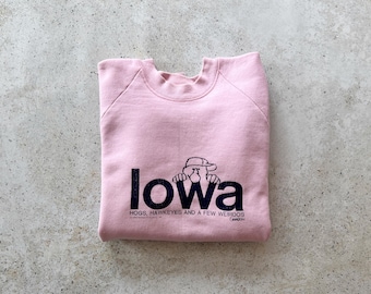 Vintage Sweatshirt | IOWA Raglan Pullover Top Shirt Sweater Pink | Size M