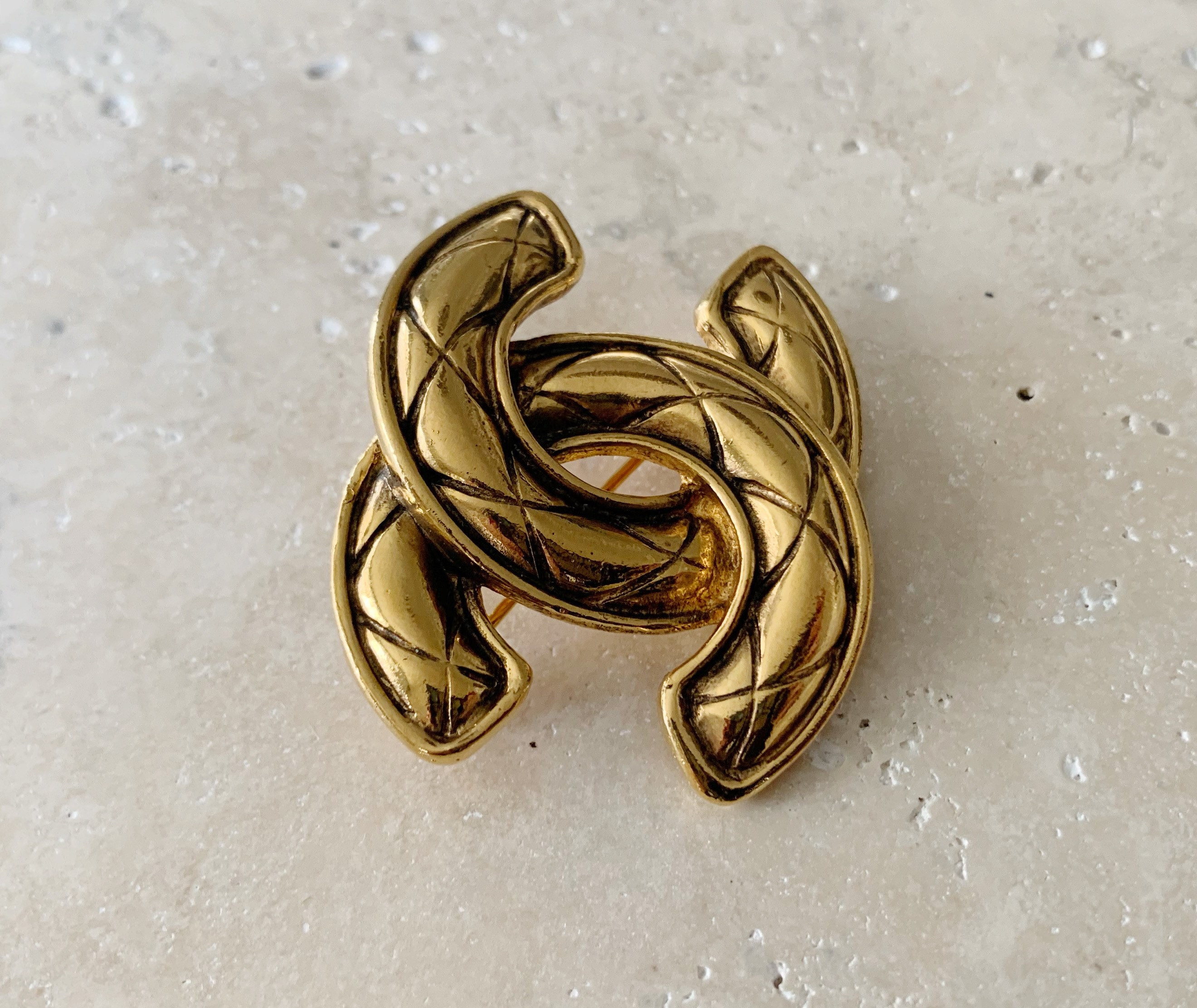 Vintage Brooch  CHANEL CC Logo Monogram Quilted Brooch Pin