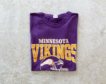 Vintage T-Shirt | MINNESOTA VIKINGS Football Sports Graphic Tee Pullover Purple | Size L